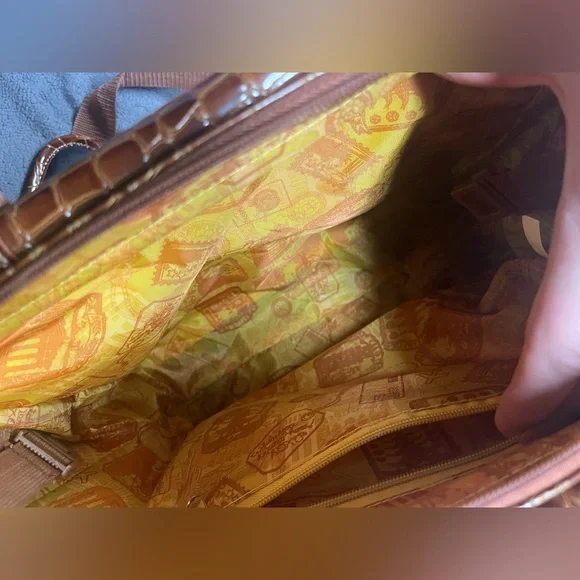 🔥 Croc-Embossed Samantha Brown Aqua Dowel Bag - Picture 10 of 10